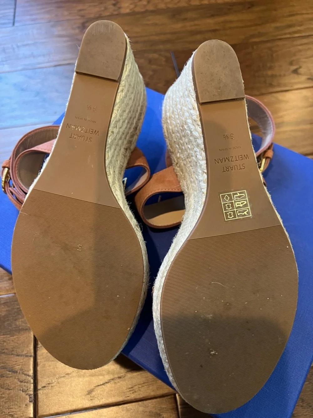 Stuart Weitzman Lexia Wedge Sandals - Picture 5 of 7